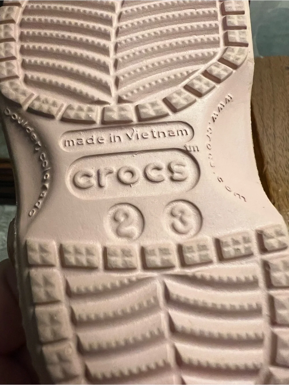 CROCS Classic Slip On Casual Summer Clogs Slightly Metallic‎ Pink Infant Girl 3